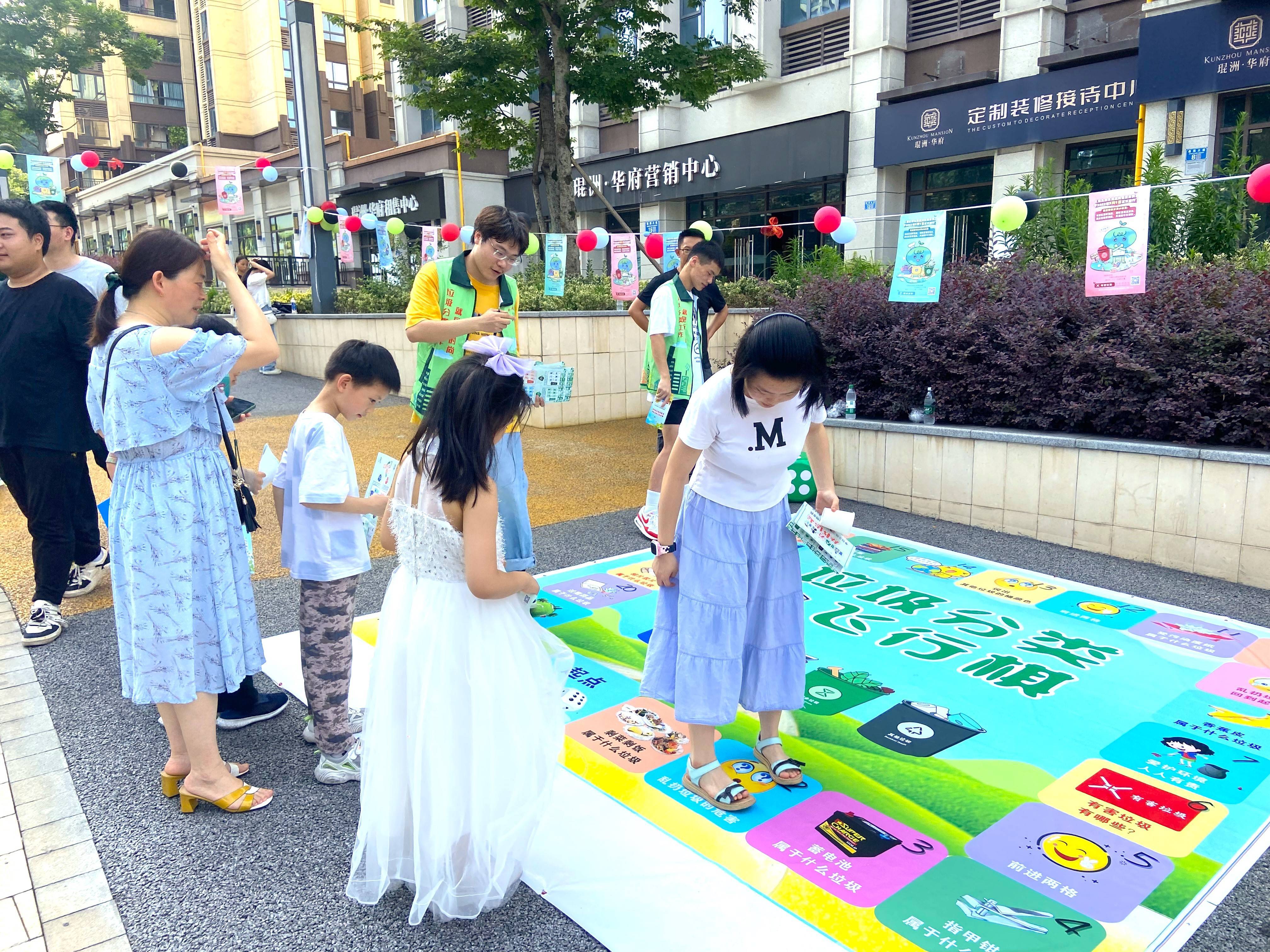 🌸官方【澳门一肖一码必中一肖一码】-乌克兰两大城市遭导弹袭击 至少5人死亡  第4张