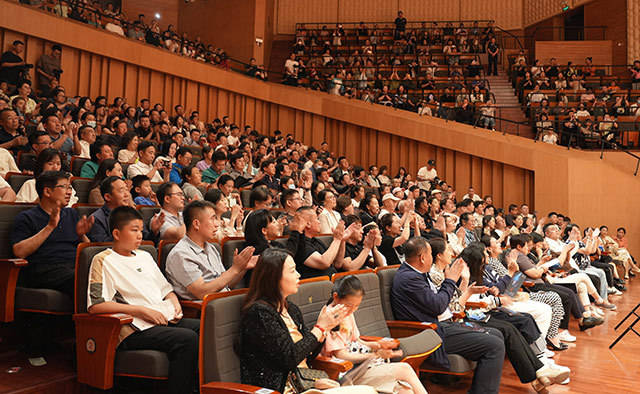 新浪电影：澳门一码一肖一特一中今天晚上开什么号码-巴赫神作上演！卡瓦科斯与奥拉弗森将先后登上星海音乐厅舞台  第4张