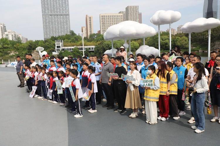 华为：澳门管家婆一肖一码100精准-广州：推动广州成为国内首个载人飞行商业化运营城市