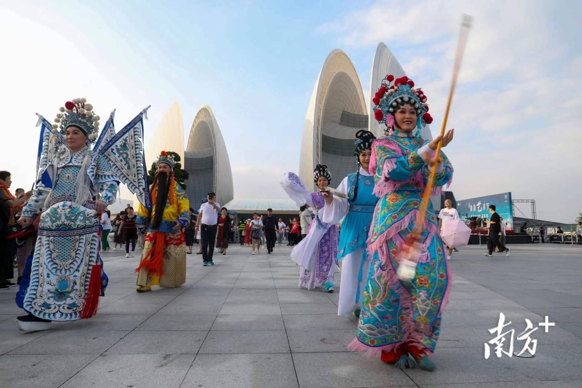 🌸谷歌【澳门管家婆一肖一码100精准】-体育赛场变身城市秀场 2024FE电动方程式世锦赛上海站落幕