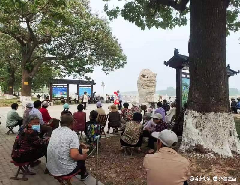 贴吧：澳门一码中精准一码免费中特-猫眼娱乐（01896.HK）5月27日收盘涨1.44%，主力资金净流出363.7万港元  第2张