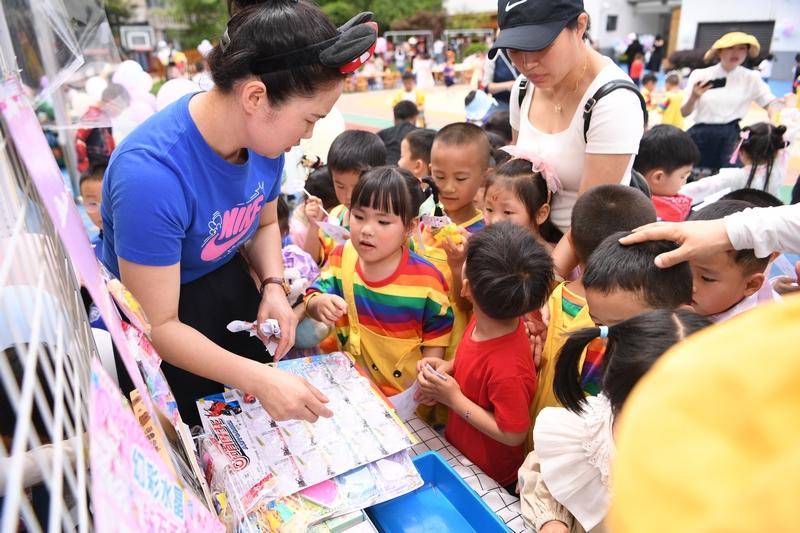 🌸快播电影【2024澳门正版资料大全免费】-江畔音乐会奏响重庆浪漫  第2张