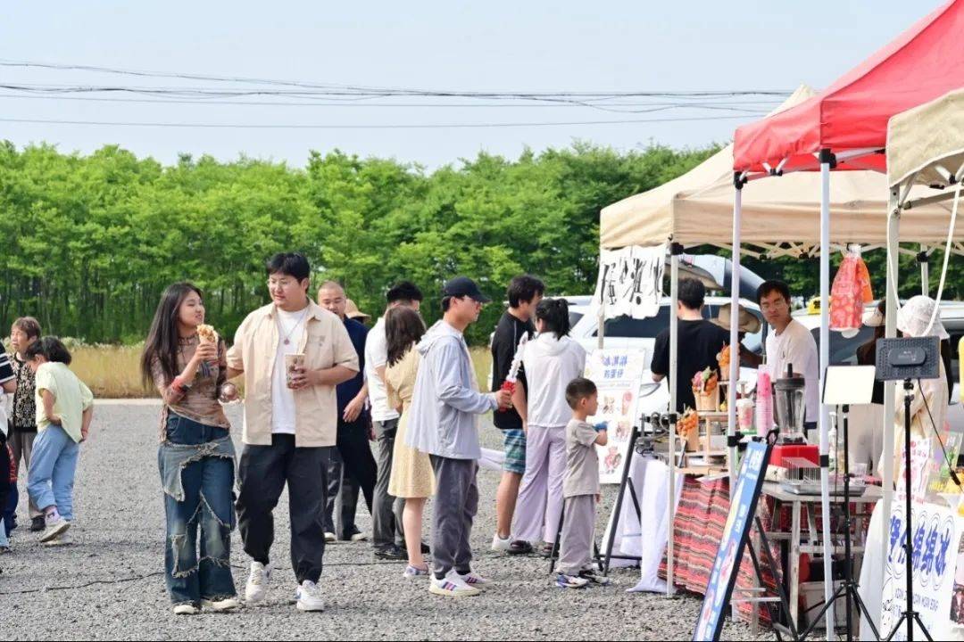 🌸央视【澳门天天开彩好正版挂牌】-工会驿站里的音乐会，你听过吗？  第1张