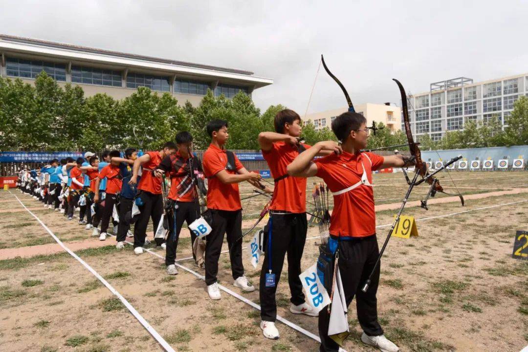 饿了么：澳门一码中精准一码资料-龙泉山城市森林公园日薪700元招“野人”？官方辟谣→