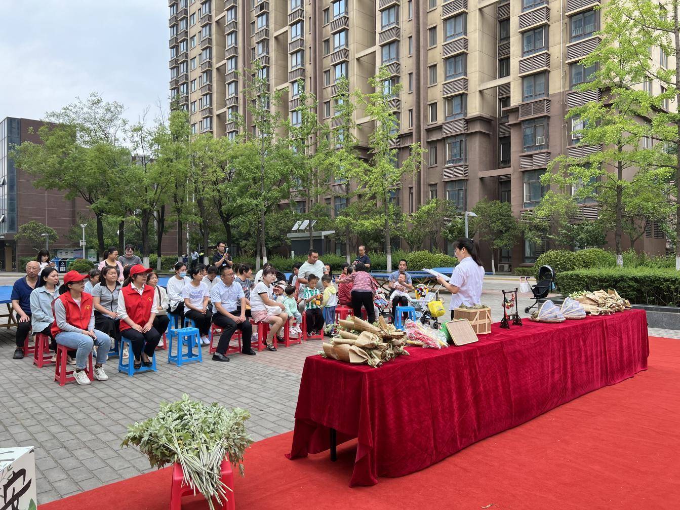 🌸优酷【管家婆一码一肖100中奖】-酒店涨价，景区拥堵，如何解决假期文旅城市病？  第1张