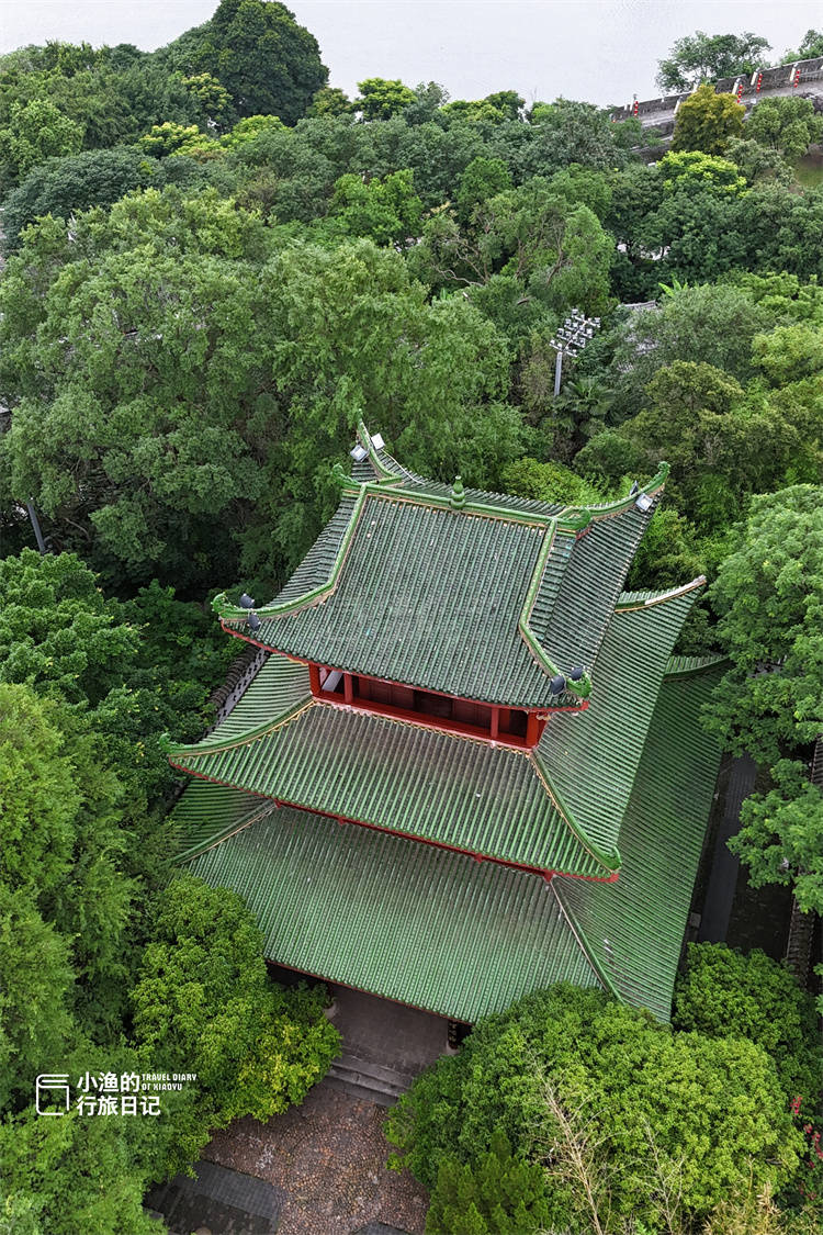 百科：澳门一码一肖一特一中准选今晚-著名作家唐国明：在山村的故乡已经消失，在城市漂泊的我们，家在哪里  第2张