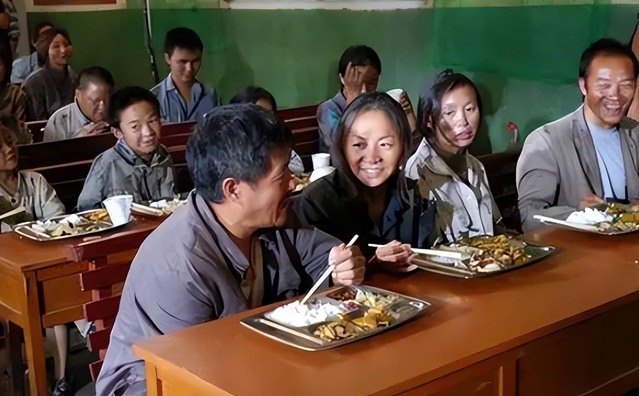 优酷视频：澳门一码一肖一特一中今天晚上开什么号码-盘点娱乐圈中的单亲妈妈，你最心疼谁？