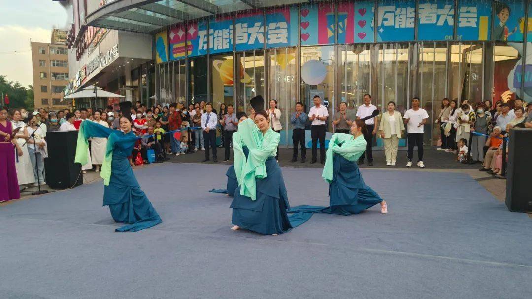 腾讯视频：新澳门内部资料精准大全软件-中国音乐学院“拔尖人才”梁景然上演笙独奏音乐会 展示笙乐多样化风格  第2张