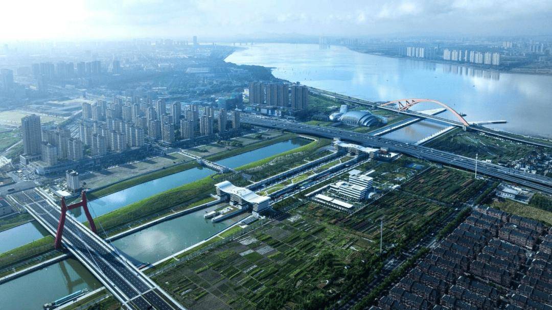 🌸知乎【2024一肖一码100%中奖】-河北保定高新区：推进城市节水 建设美丽城市  第2张