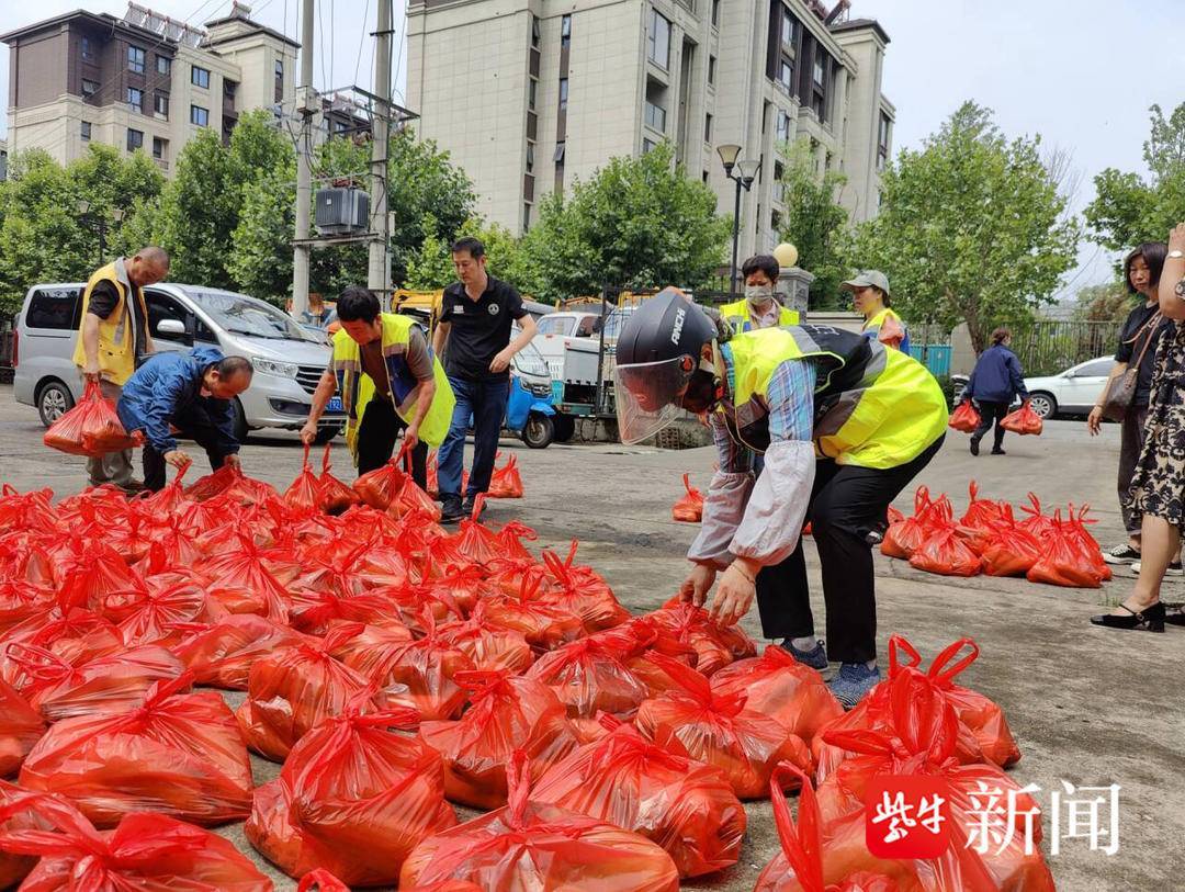 央视：澳门六开奖最新开奖结果-如此城市｜爱逛菜市场的法国人：浅谈上海巴黎食物人文地理