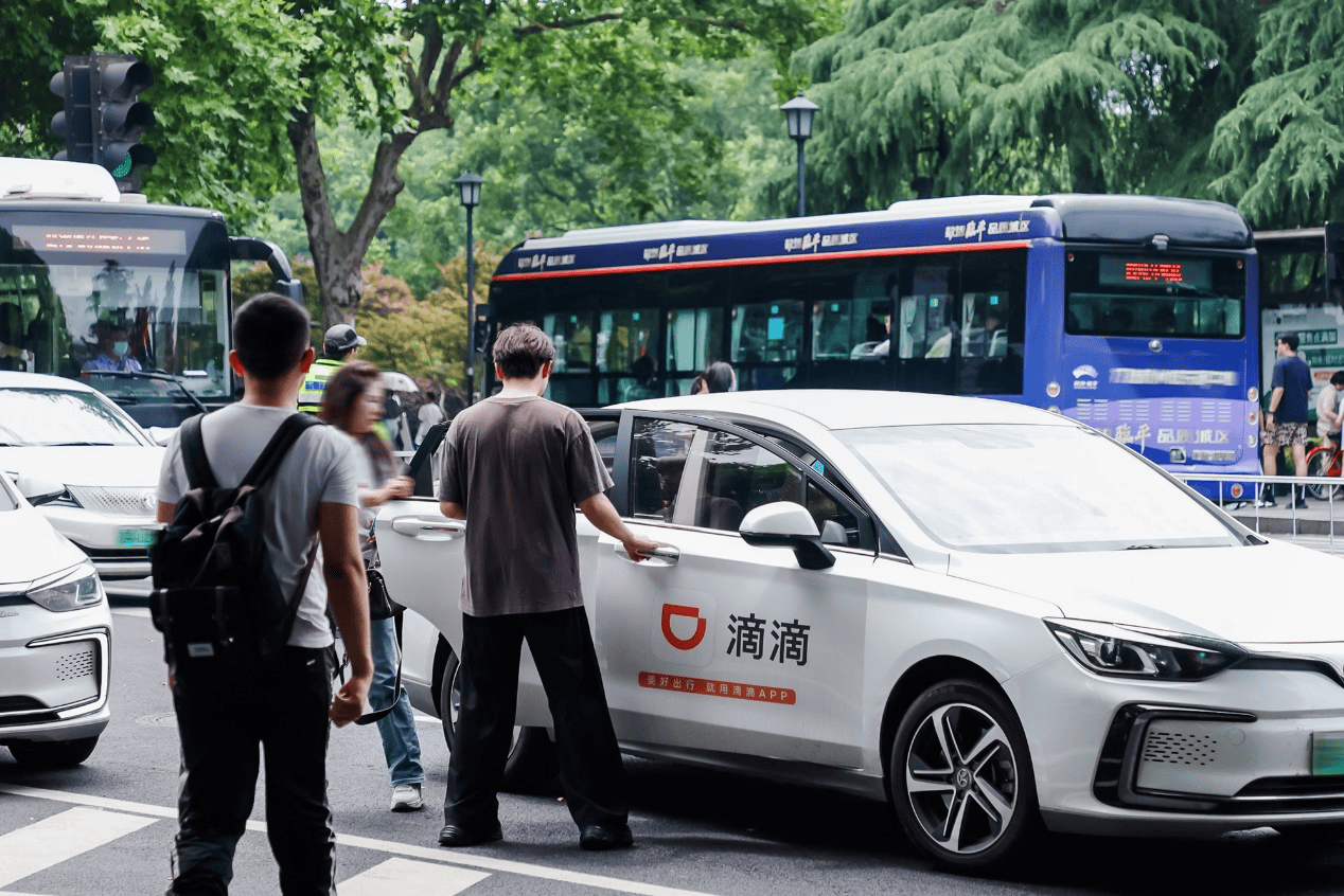 快手：新澳门内部资料精准大全-智慧管理筑牢城市“舒适圈”