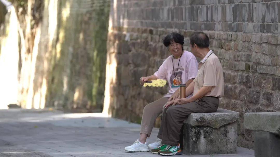 飞猪视频：新澳门内部资料精准大全软件-华泰证券：一线城市二手房成交回暖或将进一步推动市场信心修复