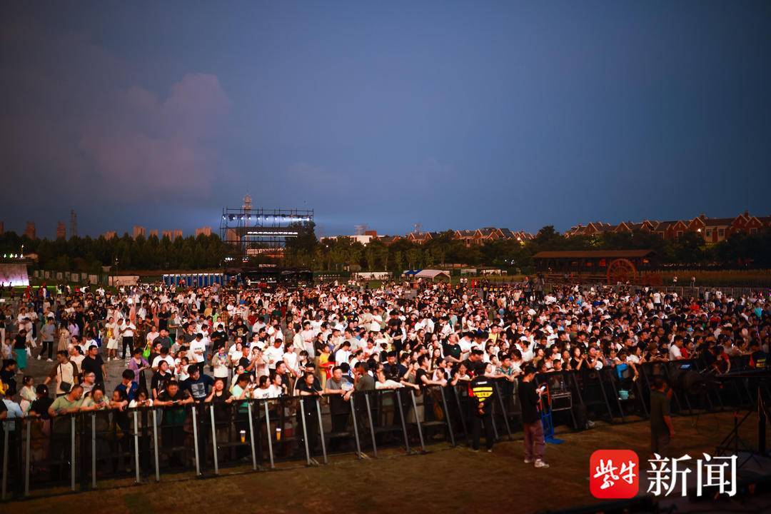 🌸酷我音乐【2024一肖一码100精准大全】-点亮留守儿童音乐梦想“湖南富丽华大酒店【传奇之声】儿童合唱团”亮相  第3张