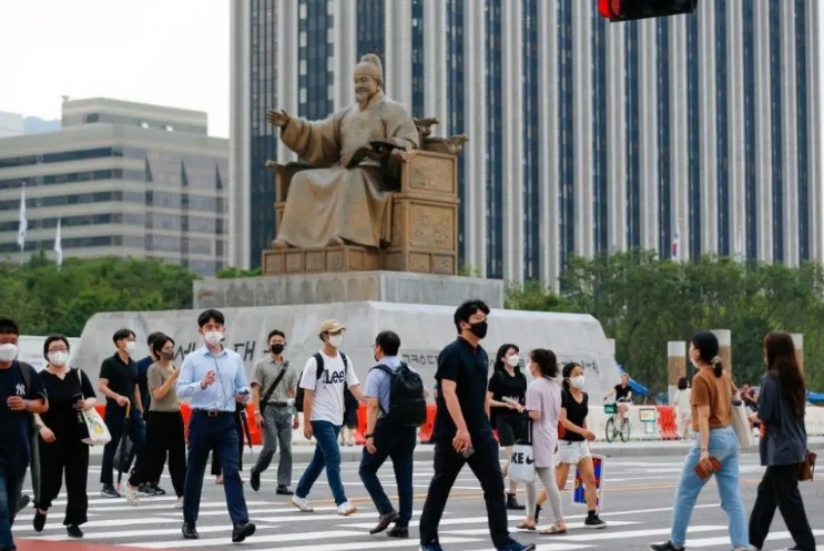 韩国计划提升养老金缴费率、避免养老基金枯竭，尹锡悦称不会停止改革步伐